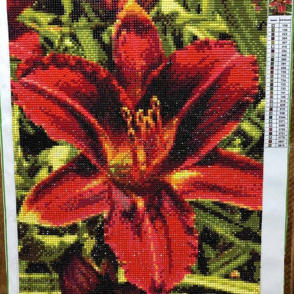Red Spider Lily Diamond Painting Kit - Picture 1 of 2
